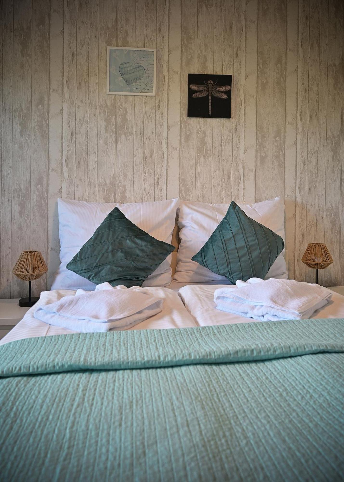 שצ'קלארסקה פוראובה Trevilles Apartamenty Sweet Dreams מראה חיצוני תמונה